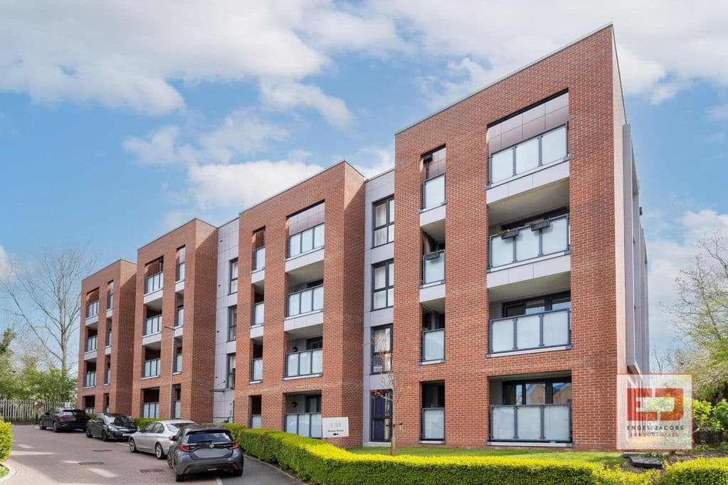 Thurston Way, Borehamwood